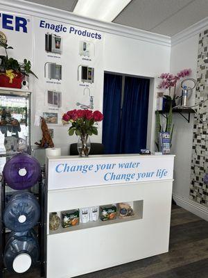 So happy I found a healthy water store. Nice and clean. I want too keep up my health