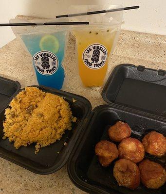 Sour Blue Lemonade. Passion fruit drink. Puerto Rican rice. Mozzarella balls with guava sauce.