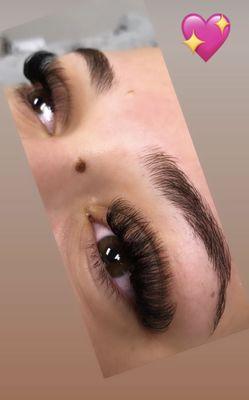 Lashes by Karina, Outlashed