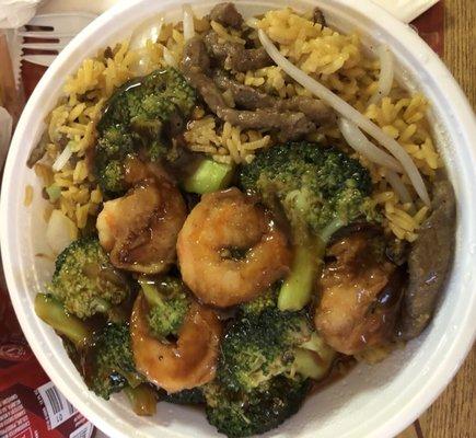 Lunch special shrimp broccoli with beef fried rice