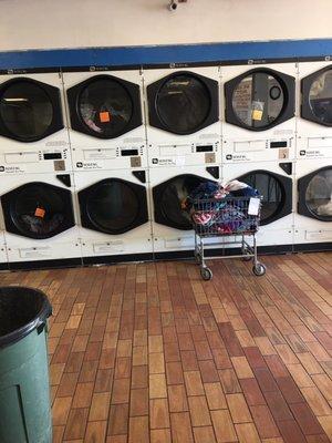 Maytag Laundromat