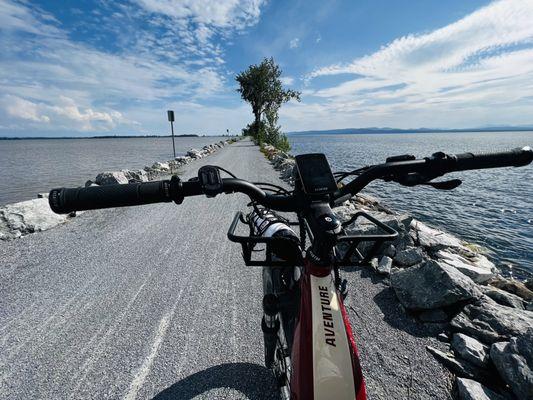 E-bike on the causeway!