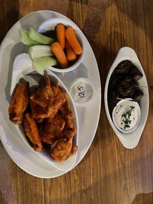 Chicken wings and steak bites