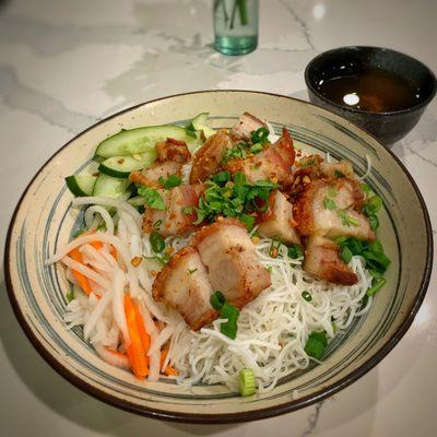 Roasted pork vermicelli