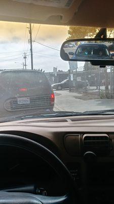 guy behind me (rear veiw mirror) came prepared with gloves