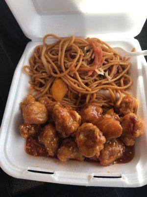 Sesame chicken and orange chicken. I was supposed to get rice but got noodles instead. Overall, the chicken and hot and sour soup was good.