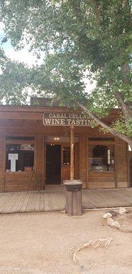 Arizona winery new tasting room in Tombstone open now