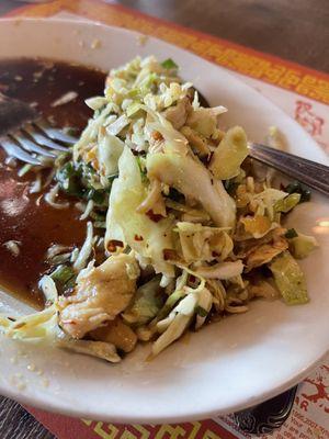 Grandma's spicy chicken salad (appetizer)