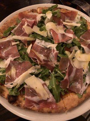 Prosciutto and arugula pizza