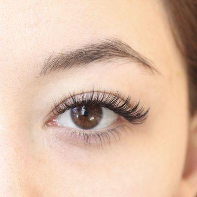 Platinum bold texture volume lashes (medium volume) by our expert lash artist Kei