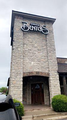 Uncle Bentlys Pub & Lounge