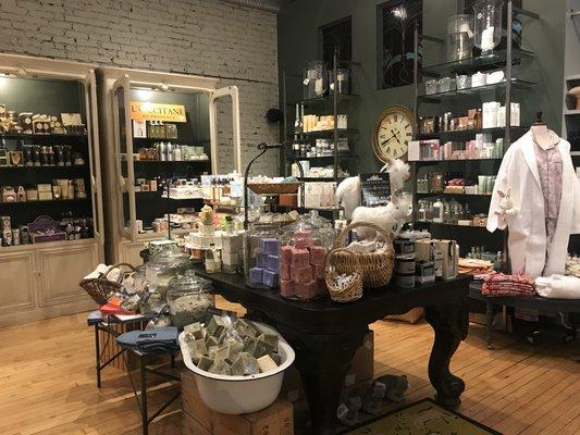 Oodles of bath & body at the Peach!