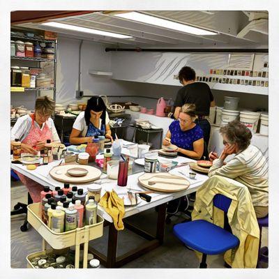 Color on Clay Class-Class members hard at work on their Mishima decoration.