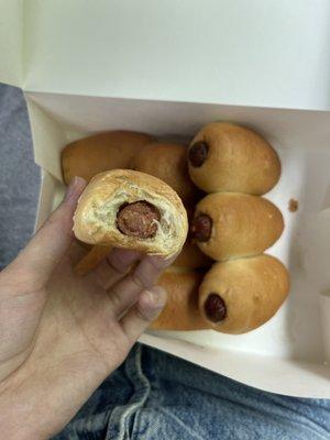 SAUSAGE ROLLZ