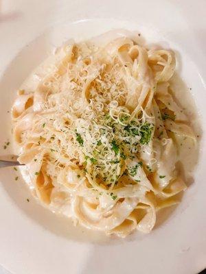 Fettuccine Alfredo