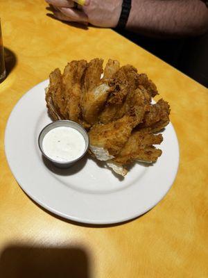 Blooming onion