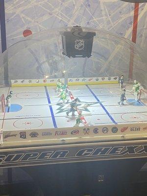 Hockey bar game