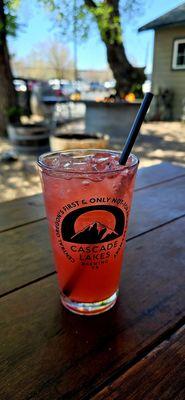 Strawberry vodka lemonade