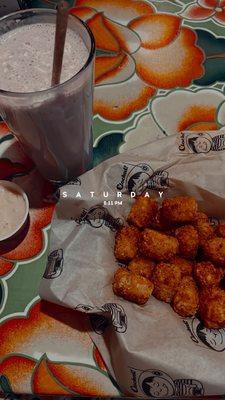 Cajun Tater Tots & blueberry milk shake