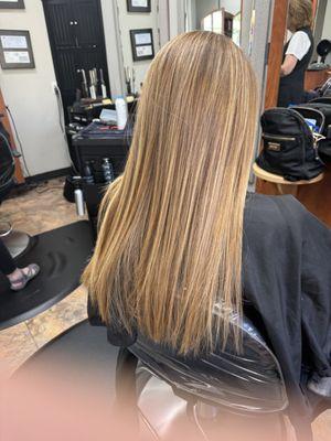 Beautiful keratin smoothing treatment