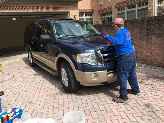 AGV Mobile Car Detailing - Premium Package- Ford Expedition