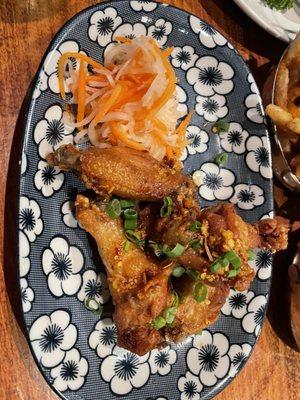 Chicken Wings with Crispy garlic