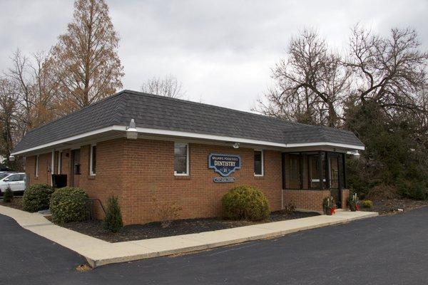 Our family dental office is along Route 23 (New Holland Pike) between Lancaster City and New Holland, PA.