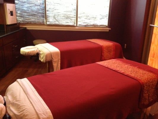 Couples Massage and Body Treatments