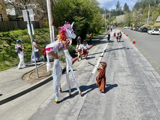 Four legged unicorn stilt walker! Able to parade, greet guests, make bubbles and simple balloons for childrens entertainment!