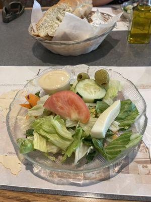 Garden Salad and delicious bread