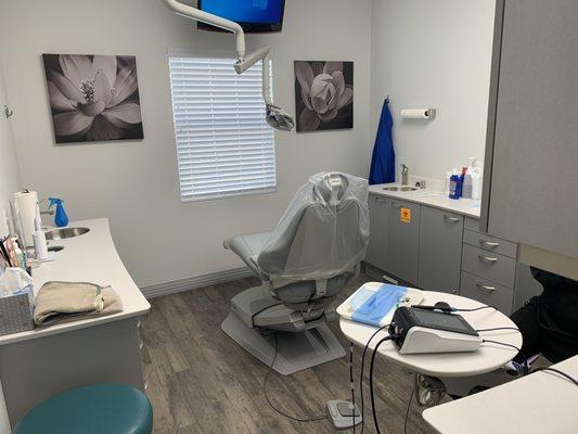 Periodontal Health Center New Port Richey Office Treatment Room