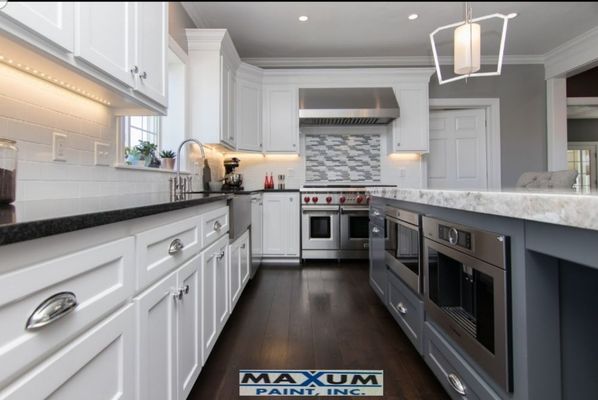 Maxum paint inc