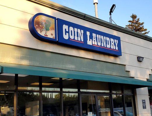 Lakewood laundry storefront