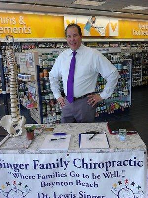 Dr. Singer screening at The Vitamin Shoppe in Boynton Beach.