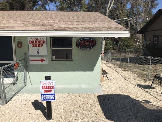 Sandy's Barbershop