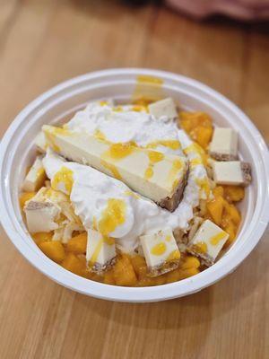 Mango Cheesecake Graham Bingsu