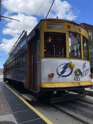 Streetcar heading to Downtown Tampa