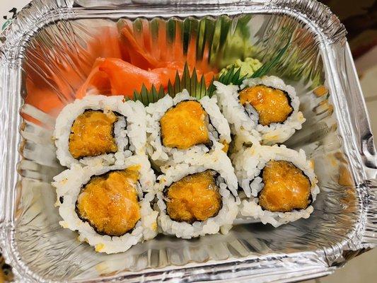 Spicy salmon roll