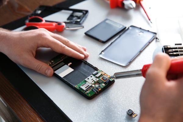 Cell Phone Repair In Progress by Tuscon Cell Phone Repair