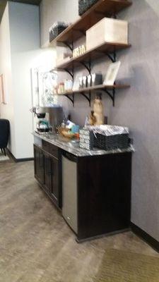 Coffee and tea bar