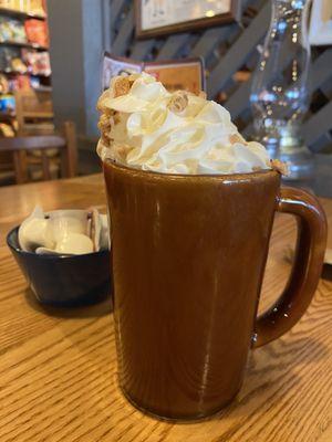 Cinnamon Roll Latte