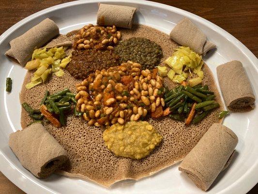 Vegetarian sampler with Special Beans.