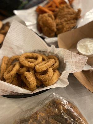 Fried Calamari & Fried Catfish Basket