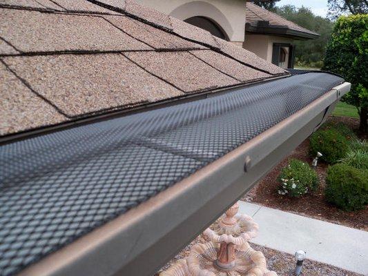 Gutter screen installed