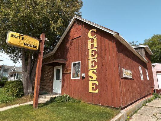 Zutz Cheese House