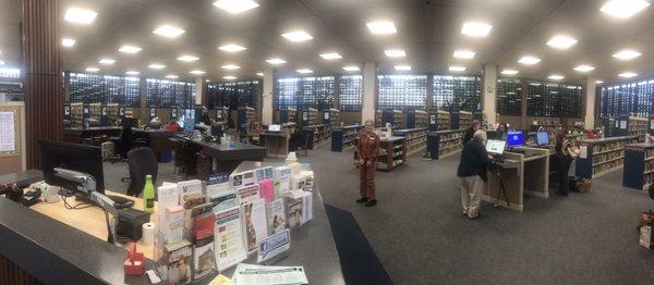 Interior panoramic shot showing the beautiful interior of the library