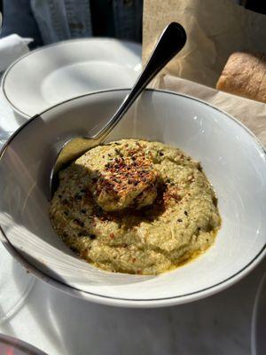 Togarashi Hummus