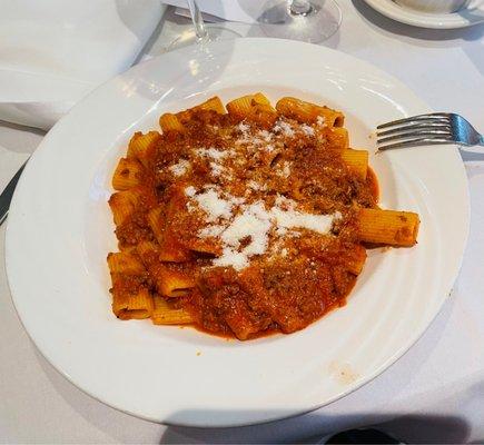 Rigatoni bolognese