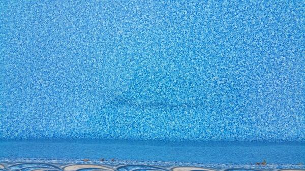 Liner bumps  in the pool