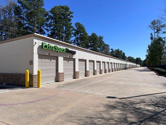 Exterior Units - Extra Space Storage at 15500 Vintage Preserve Pkwy, Houston, TX 77070